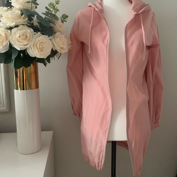 Sporty pink Jacket - Picture 2 of 7